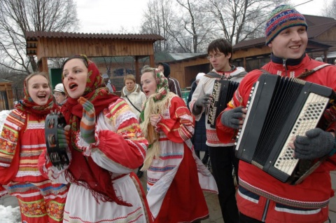 Народная традиционная культура Вологодской области: фольклор и этнография среднего течения реки Сухона